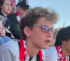 Where to find eclipse glasses in Mentone?