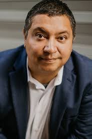 Brad Giddens's Instagram, Twitter & Facebook