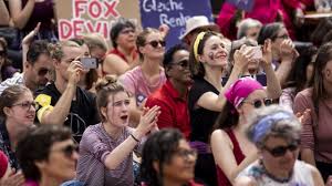 Zwei jahre nach dem grossen frauenstreik mit über 500'000 teilnehmerinnen gehen heute wieder an. Nach Dem Frauenstreik Luzern Aus Den Rufen Vom 14 Juni Sollen Konkrete Forderungen Werden News Srf