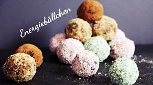 Mit unserem grundrezept für die cake pops ohne backen kannst du die leckere nascherei in vielen variationen nachmachen. 3 Leckere Gesunde Energieballchen Ideal Auch Fur Kinder Energy Balls Energy Bites Youtube