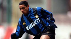 Während der veranstaltung sagte roberto carlos: Roberto Carlos On His Famous Goal Against France As Com