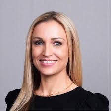 Lindsay Chandler's Instagram, Twitter & Facebook