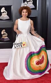 Joy Villa- explore her sensual world of images