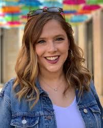 Amanda Pilon's Instagram, Twitter & Facebook