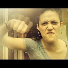 guess we know how fiona is going to welcome Jimmy/Steve/Jack back