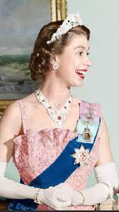 She S Smiling Young Queen Elizabeth Princess Elizabeth Queen Elizabeth