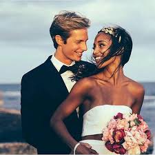 Black And White Dating Gorgeous Interracial Couple Wedding Photography By The Sea Love Wmbw Bwwm Swirl Interracial Wedding Couples Interracial Couples Bwwm Couples