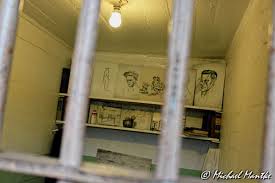 You will explore inside the alcatraz federal penitentiary on alcatraz island with america's most ruthless criminals, including al capone. War Die Flucht Von Alcatraz Erfolgreich Erkunde Die Welt