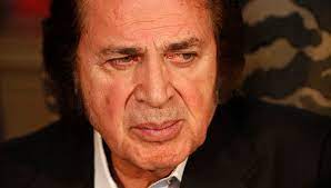 For 44 years,engelbert humperdinck has enjoyed a career that any performer would love to have.he hassold 150 million albums worldwide,including 64 gold and 2. Engelbert Humperdinck Seine Frau Hat Alzheimer Corona Sie Isst Und Trinkt Nicht Mehr Bunte De