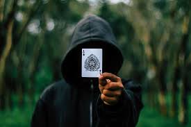 A powerful card trick that relies heavily on the illusion that you have more cards in your hand than you actually do. 5 Simple Card Tricks To Impress Your Friends Erasmus Tips
