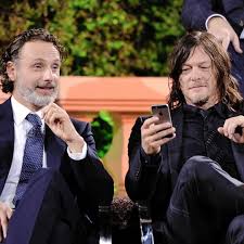 Twd7 Premier Norm On His Phone Naturally Andrew Lincoln Talking To The Dead Daryl And Rick