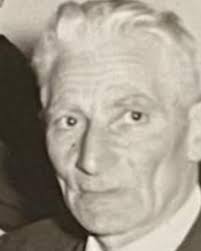 Como é bom estar perto de um irmão, só alegria e muitas histórias da  infância. Estão aqui em Zahle 5 deles juntos e felizes. Com certeza em  outra viagem estarão Mona, Joseph