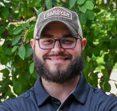 Nathan Topper's Instagram, Twitter & Facebook