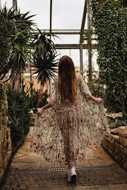 Maxi Blumenkleid Botanischer Garten Photoshoot Tropisches Gewachshaus Fotografie Mode Asos Saloon Maxikl Maxikleid Mit Blumen Fotoshooting Botanischer Garten