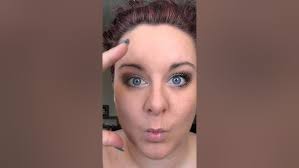 YOUNIQUE MOODSTRUCK 3D FIBER LASHES AND PIGMENT TUTORIAL