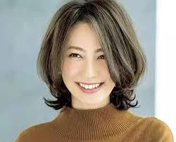 As we know short hairstyle for 50 year old woman may possibly simple, but it is actually really complicated. 50 Year Old Women Don T Stay Black And Straight These Beautiful Aunts Have Exquisite Short Hair Which Is Elegant And Age Reducing Inews