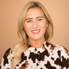 Katelyn Bickett (@KatelynBickett)