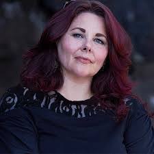 Vicki Mooney's Instagram, Twitter & Facebook