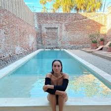 Gratitud, sentido del humor y locuras. Paola Zurita Wiki Bio Age Weight Height Boyfriend Relationship Career Net Worth Instagram Biography Gist