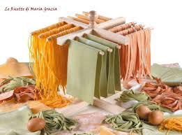 Pasta fresca fatta in casa, senza uova: Pasta Fresca Fatta In Casa Trucchi E Segreti Per La Buona Riuscita Le Ricette Di Maria Grazia