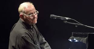 Regardez des diffusions en live, recevez des actualités sur les artistes, achetez des billets et renvoyez des rsvp pour les concerts de bandsintown. Nostalgie Belgique William Sheller Annonce Qu Il Arrete De Chanter