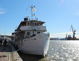 Följ med på en återblick från några av de tidigare. M S Wilhelm Tham Wikipedia