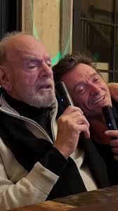 Watch @oprah’s conversation with the stars of @songsungbluefilm,  @thehughjackman and @katehudson,