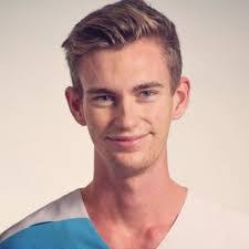 Pablo Buck's Instagram, Twitter & Facebook