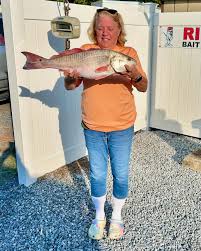 John Schnaitman was fishing with GULP! at Site 10 when he caught this 26”,  6.8lb flounder. Nice work John!