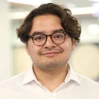 Adrian Heinz's Instagram, Twitter & Facebook