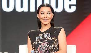 Her son was found sleeping alone in a boat she had rented wednesday. Naya Rivera Of Glee S Body Reportedly Recovered From Lake Piru