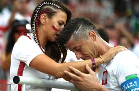 They've been together for approximately 14 years, 3 months, and 3 days. Bayern Germany On Twitter Robert Lewandowski Comforted By His Wife Anna After Poland S Defeat Against Senegal Worldcup