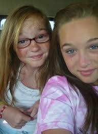 Cassie Eischen's Instagram, Twitter & Facebook