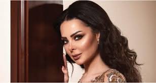 وأشارت المصادر الى انه ستتم لحالة زين يشار الى ان زين كرزون تشارك متابعيها دوما بالكثير من مقاطع الفيديو المثيرة للجدل، والتي تنشرها على حساباتها الخاصة في مواقع. Ø¯ÙŠØ§Ù†Ø§ ÙƒØ±Ø²ÙˆÙ† Ø¨Ø£ÙˆÙ„ ØªØ¹Ù„ÙŠÙ‚ Ø¨Ø¹Ø¯ ÙˆÙ„Ø§Ø¯Ø© Ø·ÙÙ„ØªÙ‡Ø§ ÙˆØ´Ù‚ÙŠÙ‚ØªÙ‡Ø§ ØªÙƒØ´Ù ÙÙŠØ¯ÙŠÙˆ Ø§Ø«Ù†Ø§Ø¡ Ø§Ù„ÙˆÙ„Ø§Ø¯Ø© Beirutcom Net