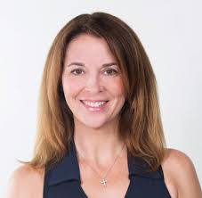 Lori Hindman's Instagram, Twitter & Facebook