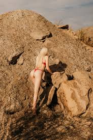 Join Holl1Would Live Sex Chat - Profiles, Reviews, & Porn