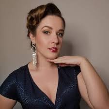 Victoria Bass (@victoriabass_)