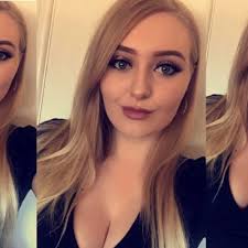 Leanne Burns's Instagram, Twitter & Facebook