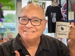 Thanksgiving food orders at cafe