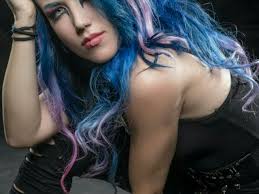 Alissa White Gluz Szololemezen Jeff Loomis Is Kozremukodik Femcsajok She is an actress, known for gears 5 (2019). alissa white gluz szololemezen jeff