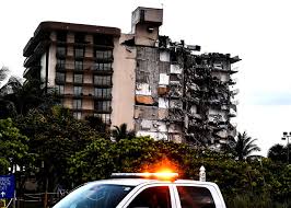 The collapse sent a cloud of debris through the neighborhood, coating cars up to two blocks away with a light layer of dust. Ygsxjm8jhbfem