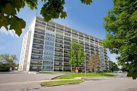 Point2 has total number of 3 bedroom rental listings in location 3 bedroom apartment rental listings in downtown toronto, toronto, on with rental rates ranging from $1,940 to $18,500.find nearby apartments for rent or other properties near your. Apartments For Rent Toronto Roanoke Apartments