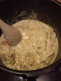 La Blanquette De Dinde Aux Poireaux Et Carottes Est Une Recette Originale Et Succulente C Est Un Classi Blanquette De Dinde Cookeo Recette Recettes De Cuisine