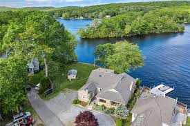 1 homes for sale in rogers lake, old lyme town, ct. Old Lyme Ct Real Estate Mls Number 170299649