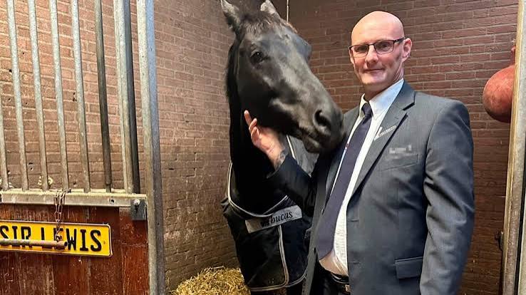 Bewaker Berry (51), genadeloos geliquideerd in Overasselt, moest die nacht eigenlijk niet werken: “Hij viel in voor collega” | GVA