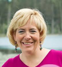 Hair Salon Professionals in Lakeside, OR