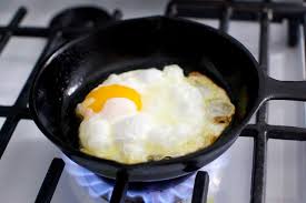 Sebab telur putih akan membaluti telur kuning tu sikit dan telur tu 3. The Crispy Egg Smitten Kitchen