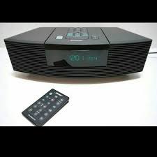 Free delivery and returns on ebay plus items for plus there are dab and fm radio alarm clocks, so the range of stations that can be accessed is potentially huge. Bose Wave Cd Stereo Player Fm Am Radio Clock Dual Alarm Clock Electronics Audio On Carousell