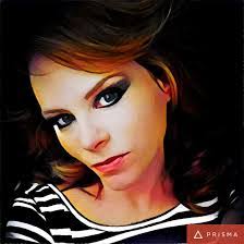 Jennifer Lowry's Instagram, Twitter & Facebook