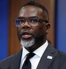 Chicago Mayor Brandon Johnson proposes a corporate “head tax” as way to  close the city's budget hole. Under his plan, any company with 100 or more  employees in Chicago would be forced